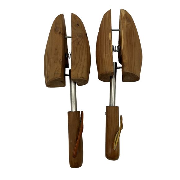 Shoe Trees Wooden Mens M Medium Spring Leather Pull Straps - Picture 1 of 6